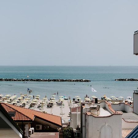 Hotel Edward Bellaria-Igea Marina Exteriör bild