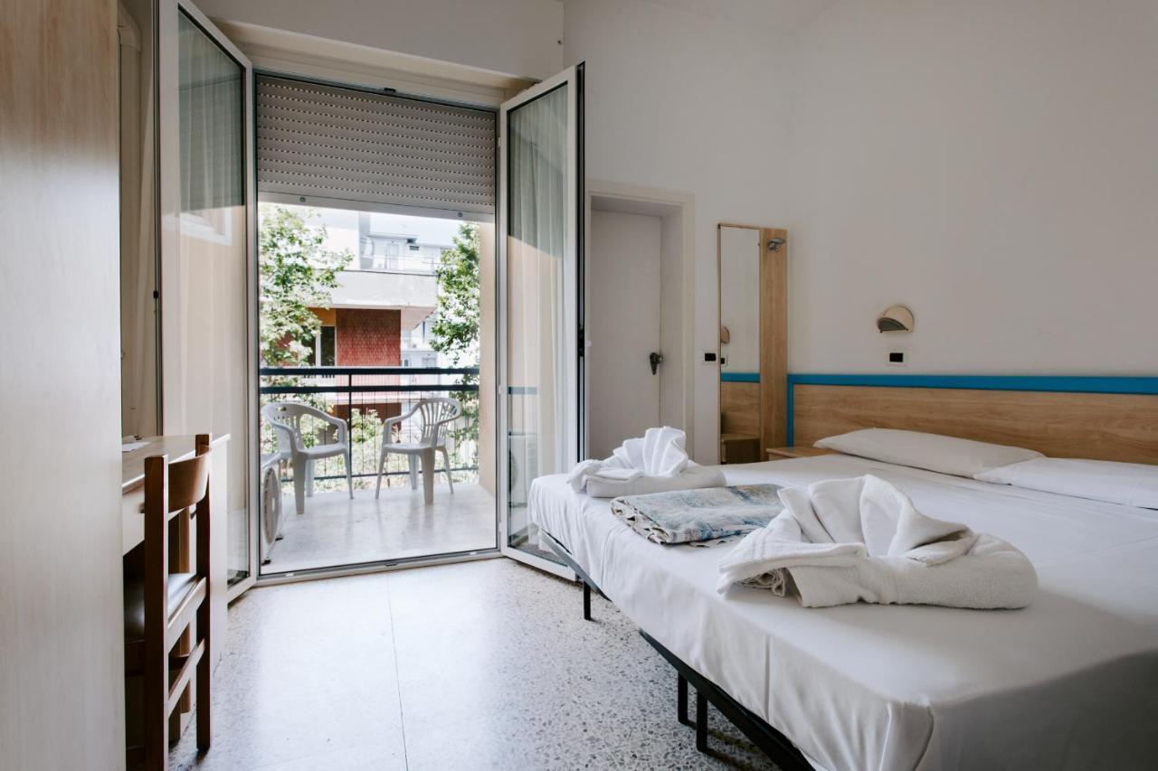 Hotel Edward Bellaria-Igea Marina Exteriör bild