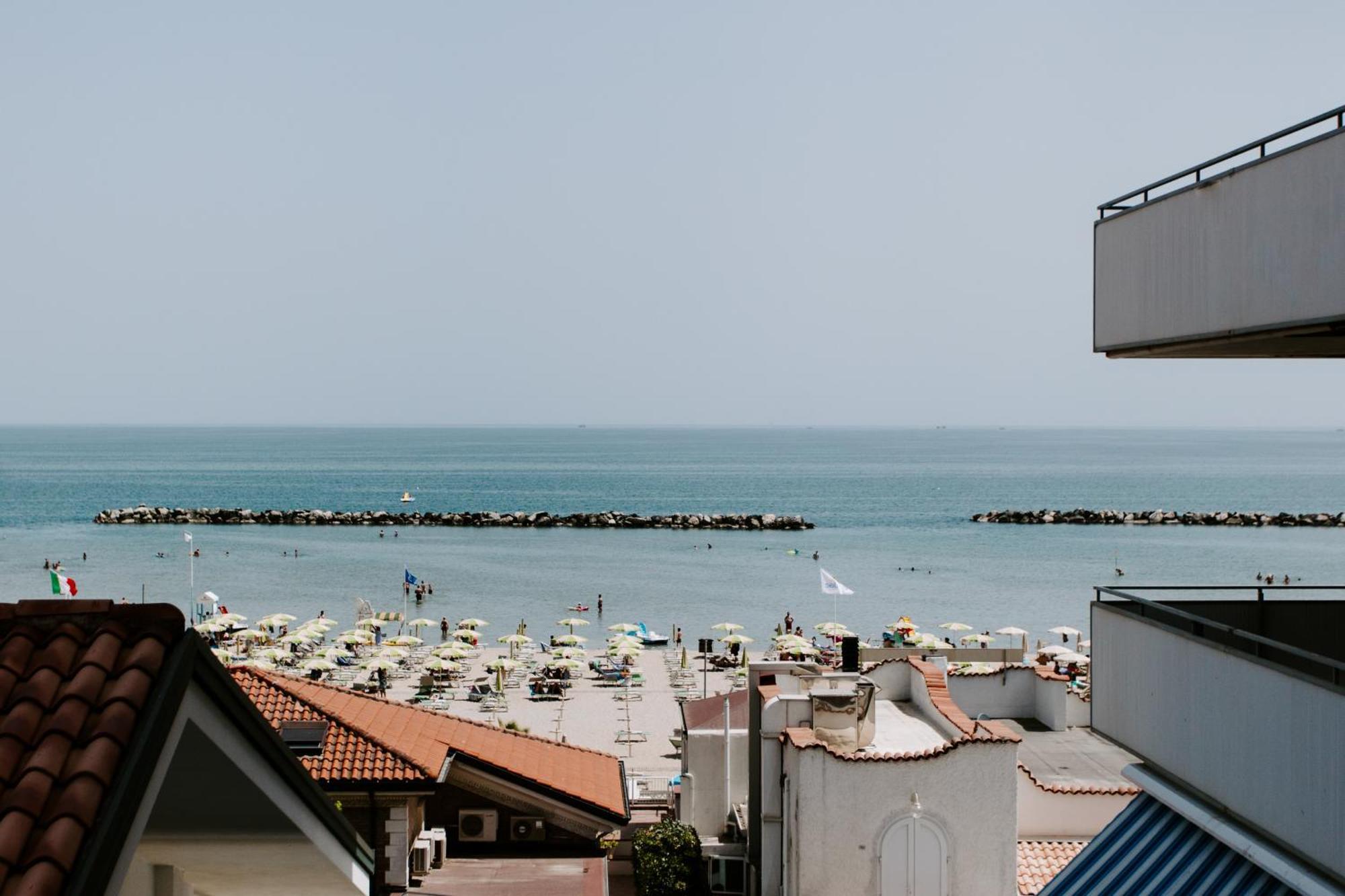 Hotel Edward Bellaria-Igea Marina Exteriör bild