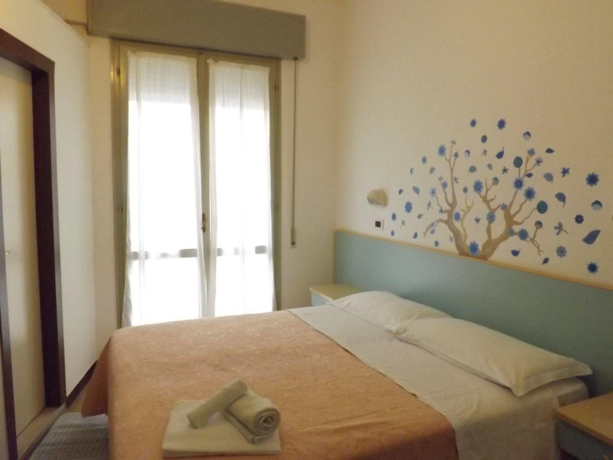 Hotel Edward Bellaria-Igea Marina Exteriör bild